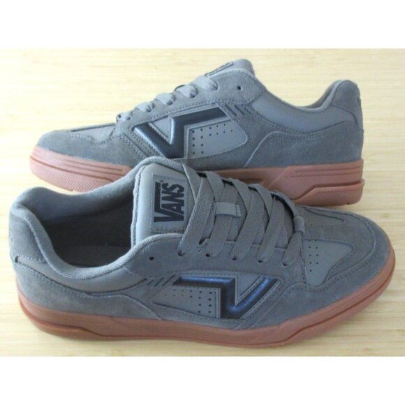 Vans Men's Upland Suede Bungee Cord Gray Black Gum Bottom Shoes Sizes NIB - Picture 1 of 6